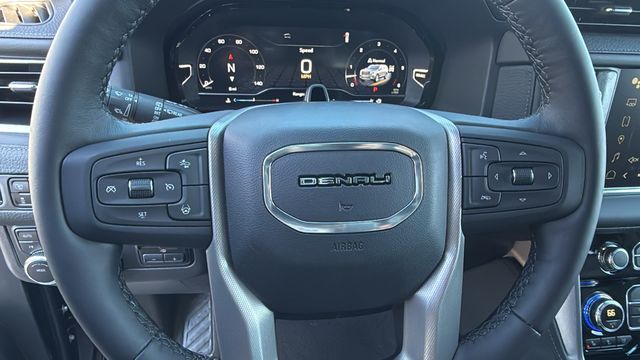 2024 GMC Yukon XL Denali 35