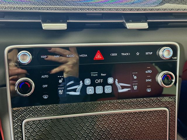 Thumbnail: 2026 Genesis GV80 - 14