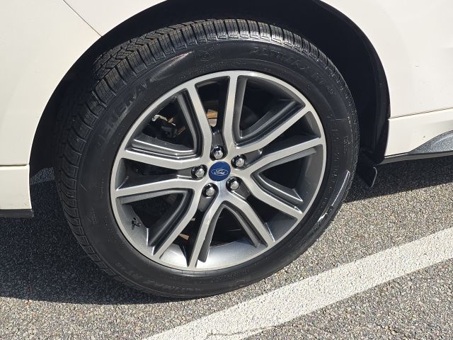 2019 Ford Edge Titanium:45449B