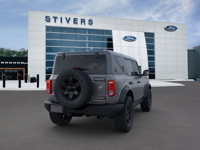 2024 Ford Bronco Black Diamond 8