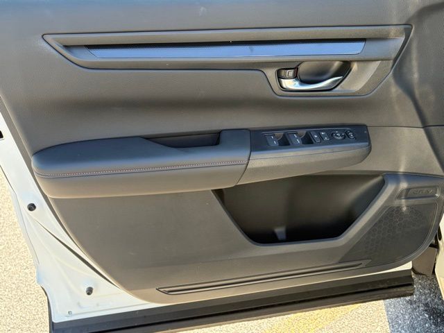 new 2026 Honda CR-V Hybrid car, priced at $39,035