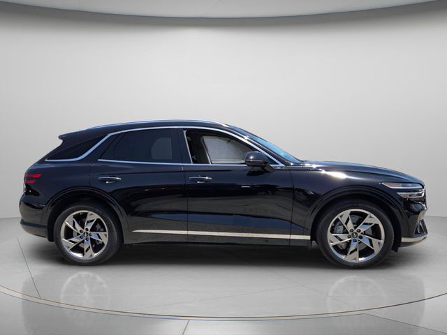 2025 Genesis Gv70 - $42,897