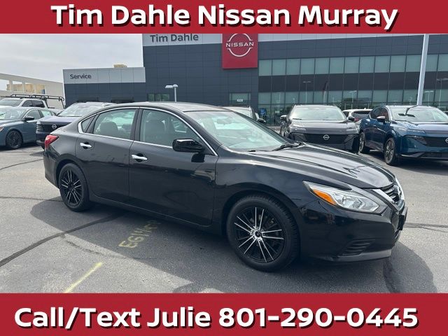 Super Black Clearcoat 2016 Nissan Altima Sedan Front-Wheel Drive Continuously Variable Transmission