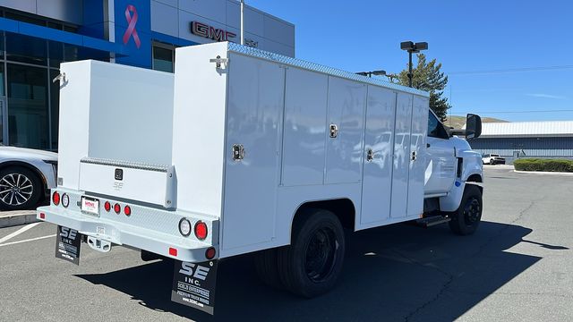 2024 Chevrolet Silverado 5500HD Work Truck 2