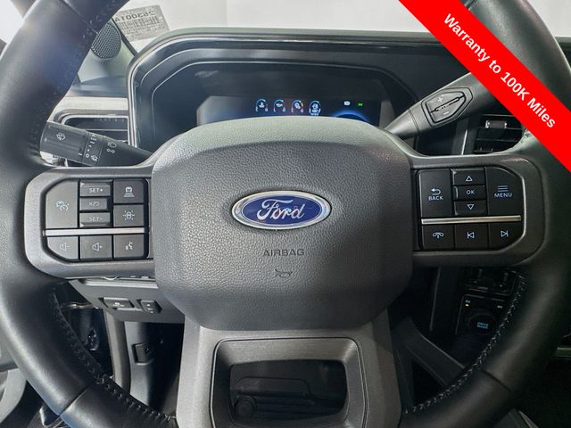 2023 Blue Metallic Ford Super Duty F-450 DRW Lariat DRW 4X4 Truck