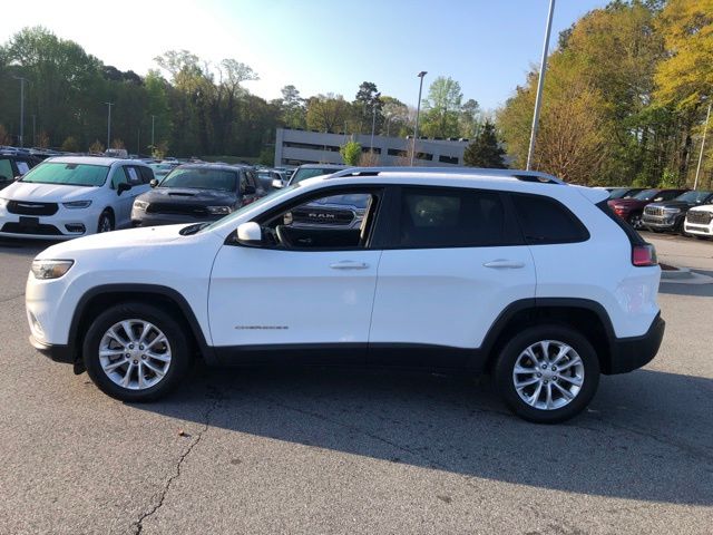 Used 2020 White Jeep Latitude image 6