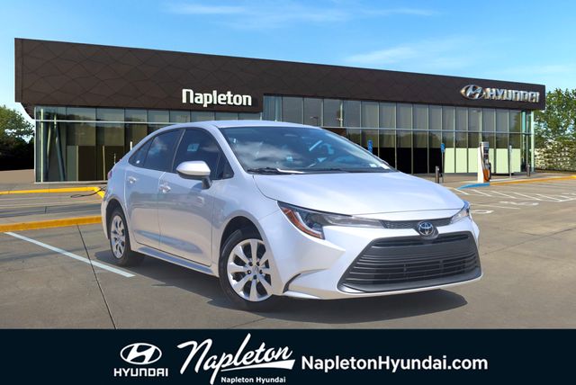 Classic Silver Metallic 2026 Toyota Corolla Sedan Front-Wheel Drive Continuously Variable Transmission
