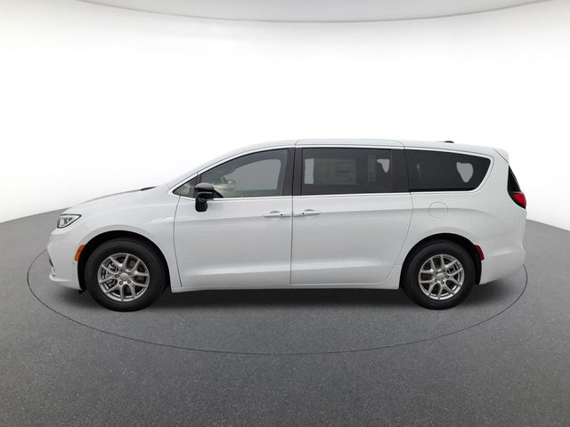 new 2026 Chrysler Pacifica car, priced at $42,445