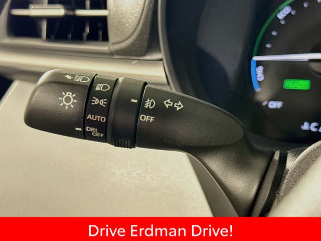Used 2025 Toyota Sienna Van