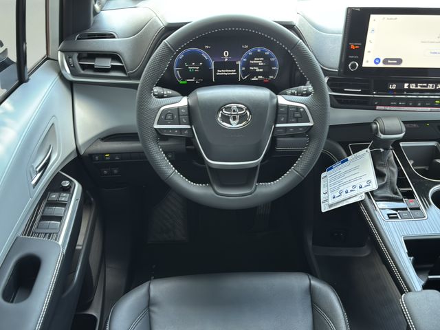 New 2026 Toyota Sienna Van