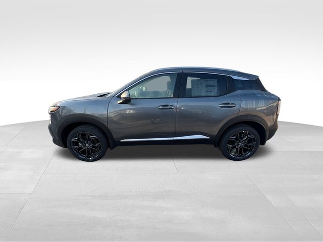 2025 Gun Metallic Nissan Kicks SR FWD SUV