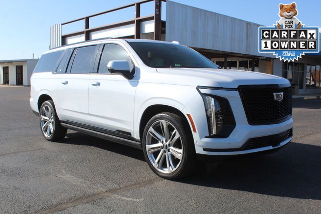 Vibrant White 2026 Cadillac Escalade ESV SUV / Crossover Four-Wheel Drive