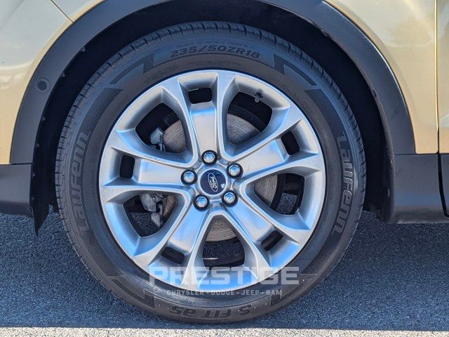 2015 Ford Escape Titanium 27