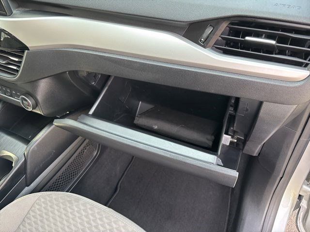 2020 Ford Escape SE Sport Hybrid photo