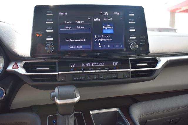 2024 Toyota Sienna XLE - Photo 29