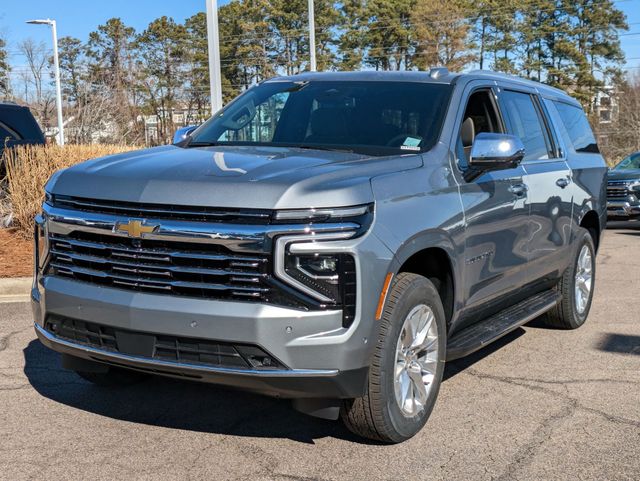 2025 Chevrolet Suburban Premier photo