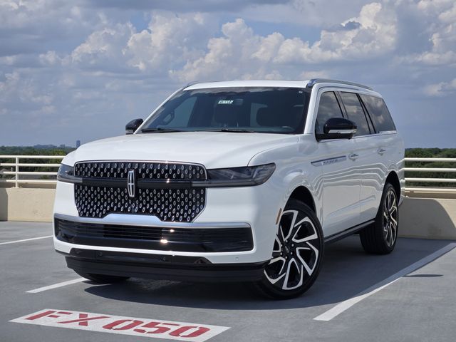 White Metallic 2026 Lincoln Navigator SUV / Crossover Four-Wheel Drive Automatic