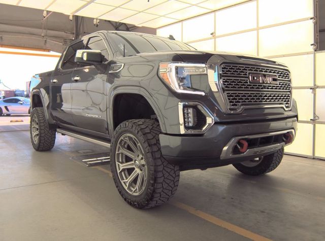 2020 GMC Sierra 4WD Crew Cab Short Box Denali's photo