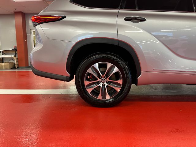 Used 2022 Toyota Highlander SUV