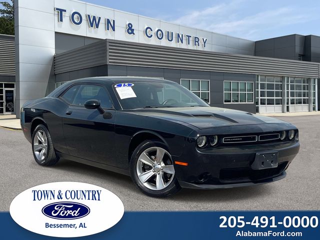 2015 Dodge Challenger SXT RWD