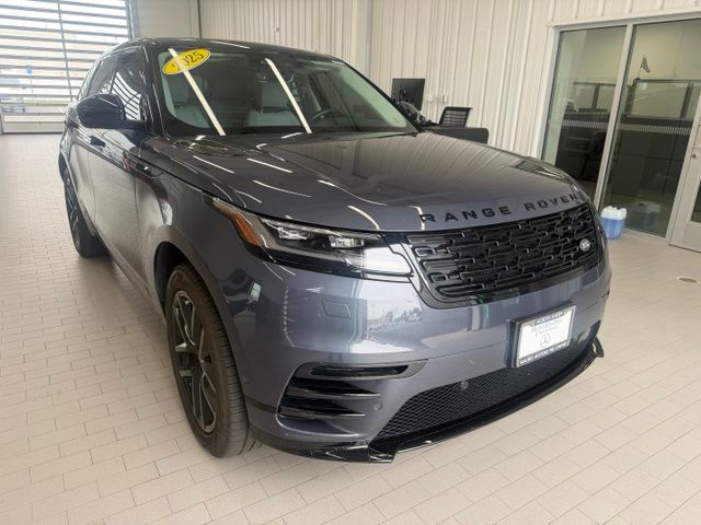 Varesine Blue Metallic 2025 Land Rover Range Rover Velar SUV / Crossover All-Wheel Drive 8-Speed Automatic