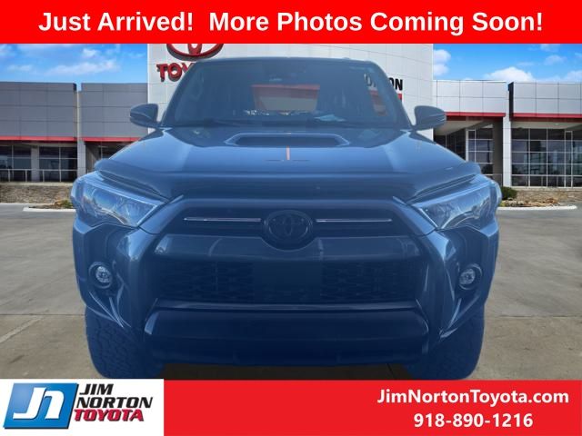 2021 Toyota 4Runner TRD Off-Road Premium 6