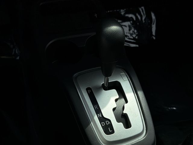 Used 2024  Mitsubishi ES image 25