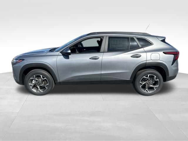 2025 Chevrolet Trax LT photo