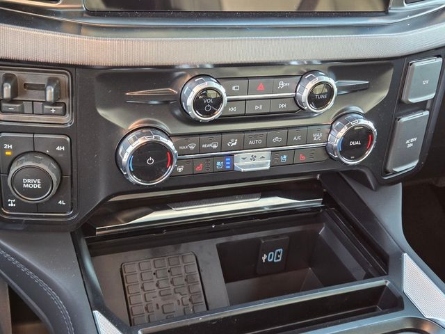 New 2026 Ford Super Duty F-350 Crew Cab 6.75' Box Platinum