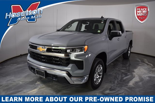 2024 Chevrolet Silverado 1500 Gris (Slate Gray Metallic) Camioneta Todo terreno 8 velocidades Automática