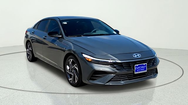 Ecotronic Gray 2025 Hyundai Elantra Sedan Front-Wheel Drive Continuously Variable Transmission