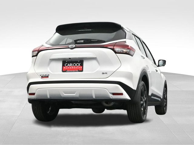 2024 Nissan Kicks SR 30