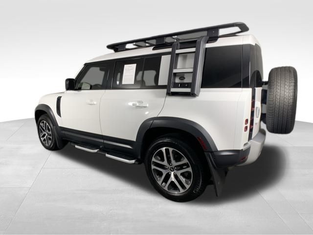 2023 Land Rover Defender 110 S 5