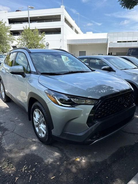 2023 Toyota Corolla Cross LE