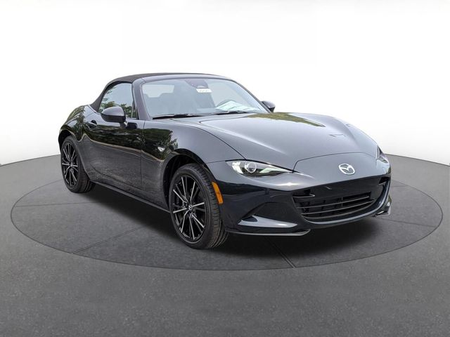 Jet Black Mica 2026 Mazda MX-5 Miata Convertible Rear-Wheel Drive 6-Speed Automatic