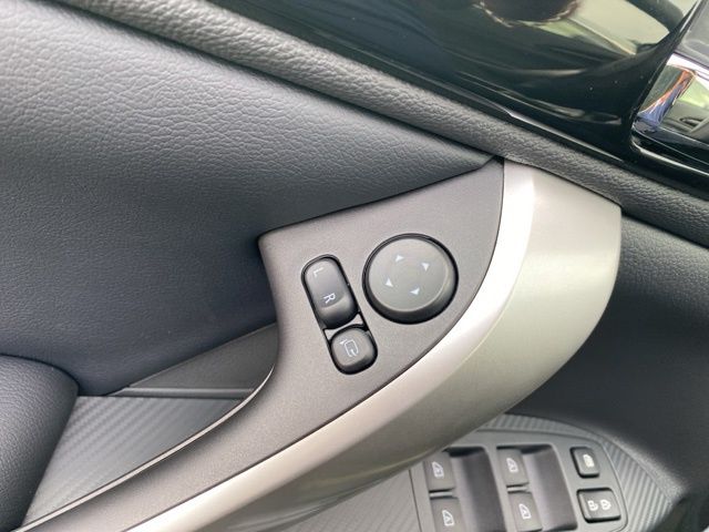 MitsubishiEclipse Cross20