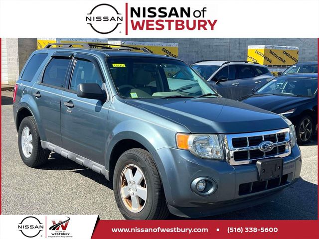Gray (Steel Blue Metallic) 2011 Ford Escape XLT FWD SUV / Crossover Front-Wheel Drive 6-Speed Automatic