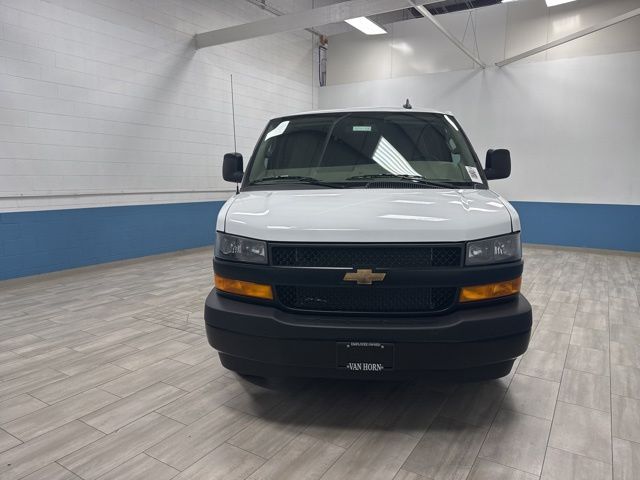 New 2026 Summit White Chevrolet Work Van image 5
