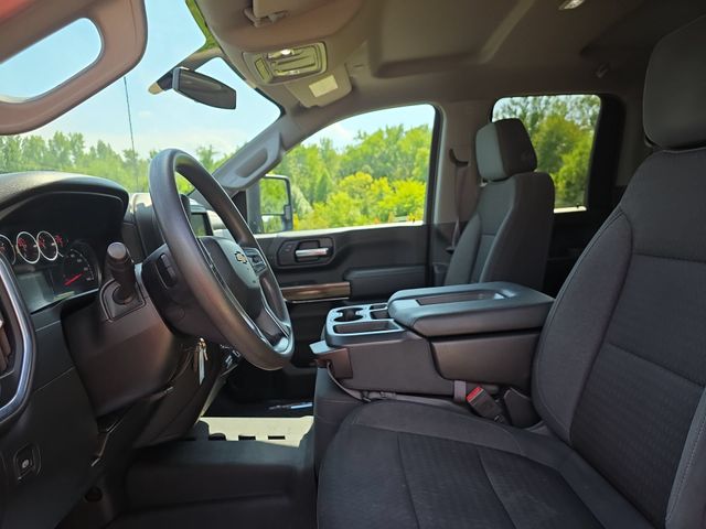 Used 2021 Mosaic Black Metallic Chevrolet LT image 15
