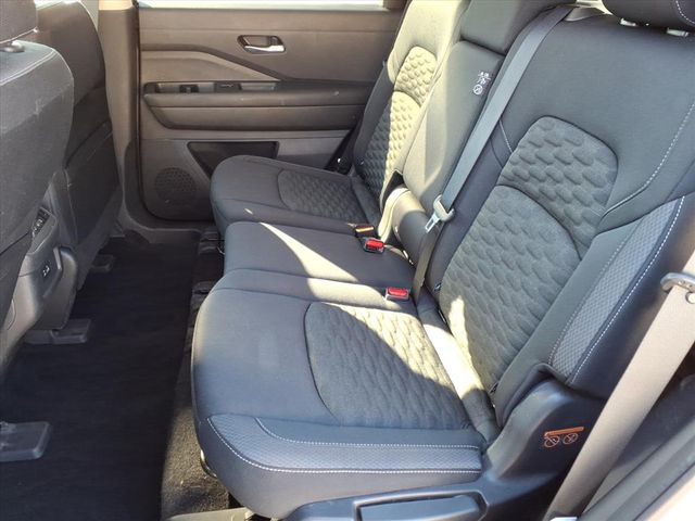 2022 Nissan Pathfinder