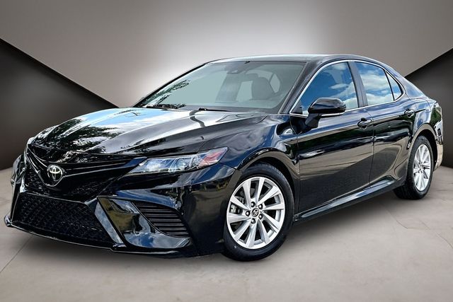 Midnight Black Metallic 2021 Toyota Camry Sedan Front-Wheel Drive 8-Speed Automatic