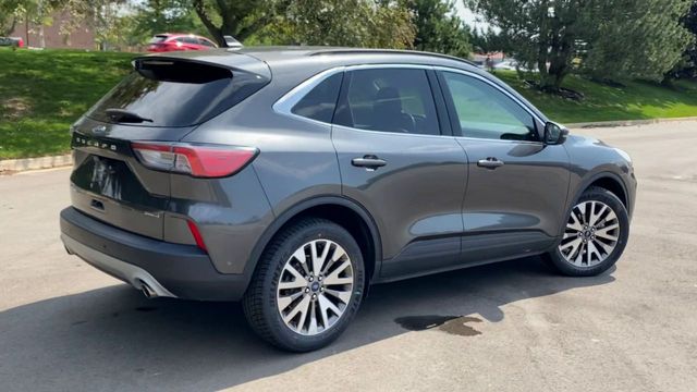 2020 Ford Escape Titanium Hybrid 8