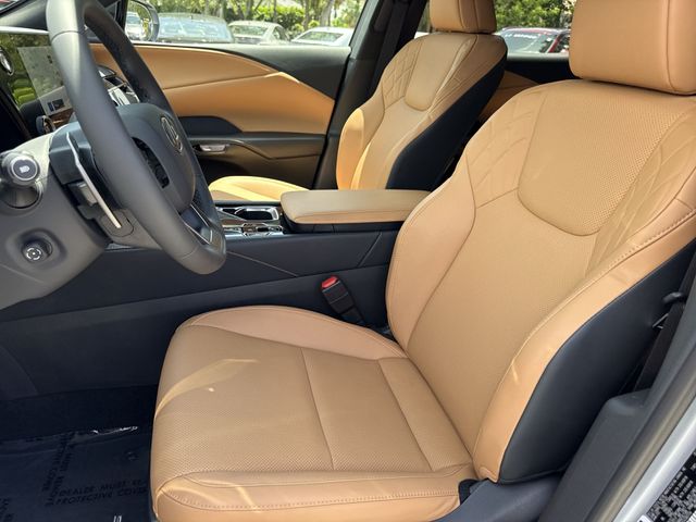 2025 Lexus RX 350 - Photo 11
