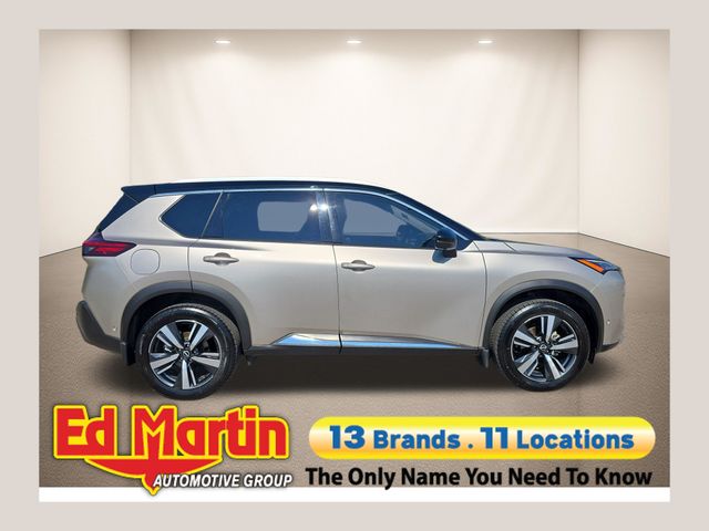 Champagne Silver Metallic 2022 Nissan Rogue SUV / Crossover All-Wheel Drive Continuously Variable Transmission