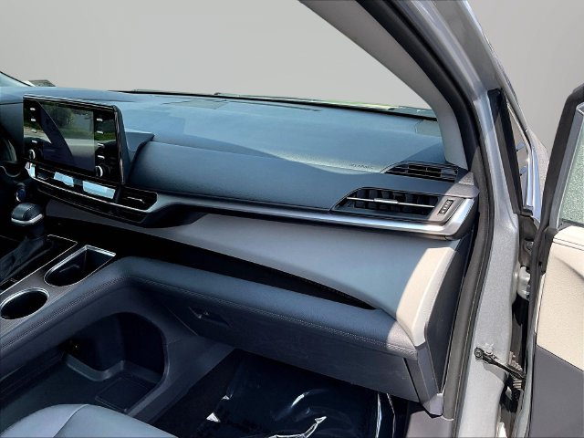 Used 2023 Toyota Sienna Van