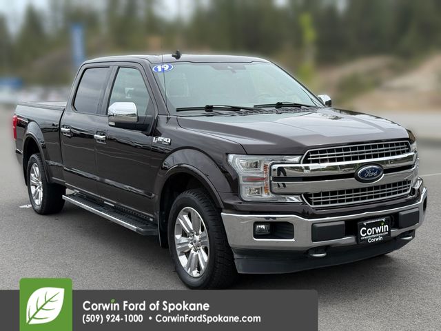 Magma Red Metallic 2019 Ford F-150 Lariat SuperCrew LB 4WD Pickup Truck Four-Wheel Drive Automatic
