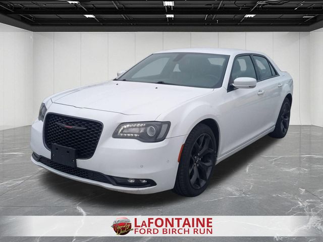 Bright White Clearcoat 2021 Chrysler 300 S V6 RWD Sedan Rear-Wheel Drive 8-Speed Automatic