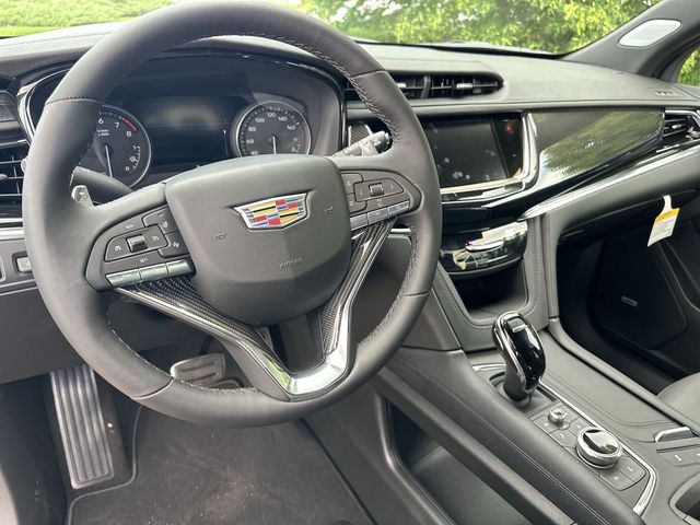 2024 Cadillac XT6 Sport photo