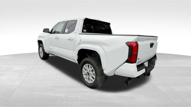 2025 Toyota Tacoma SR5 photo