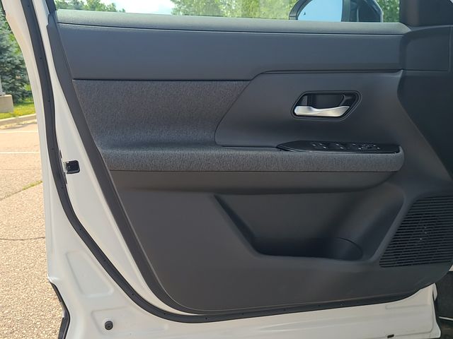 New 2026 Nissan Kicks SUV